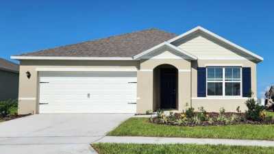 Home For Sale in Lake Alfred, Florida