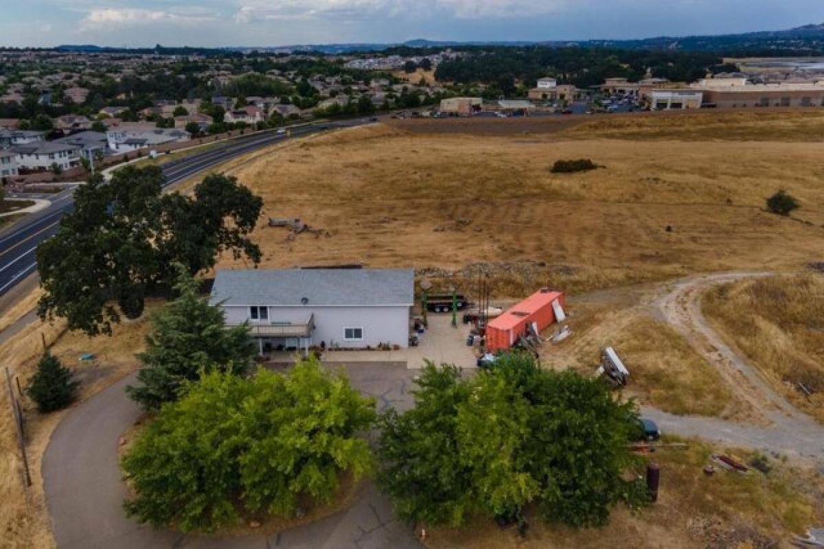 Picture of Home For Sale in El Dorado Hills, California, United States