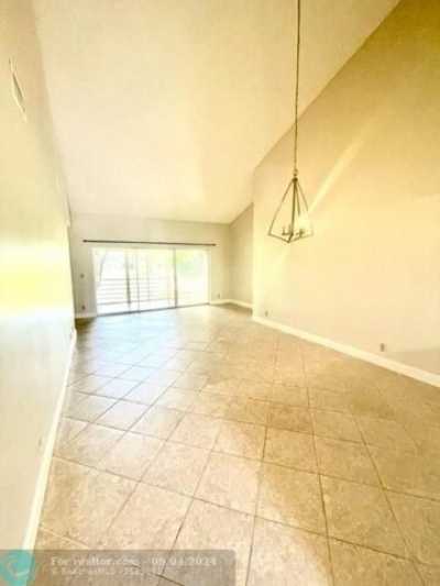 Home For Rent in Tamarac, Florida