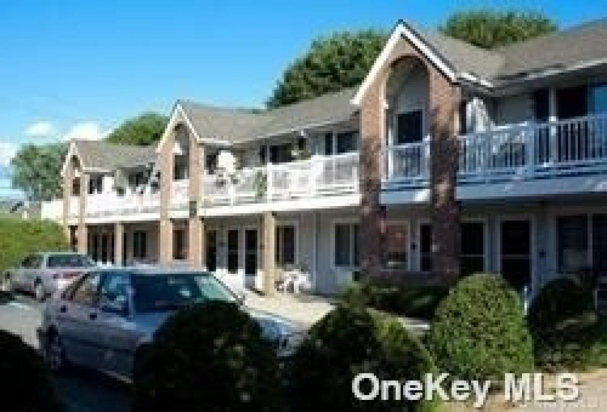 Picture of Apartment For Rent in West Babylon, New York, United States