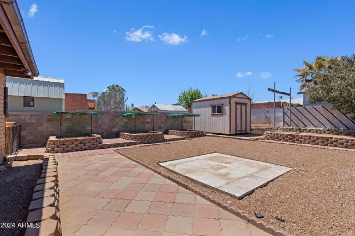 Picture of Home For Sale in Sierra Vista, Arizona, United States