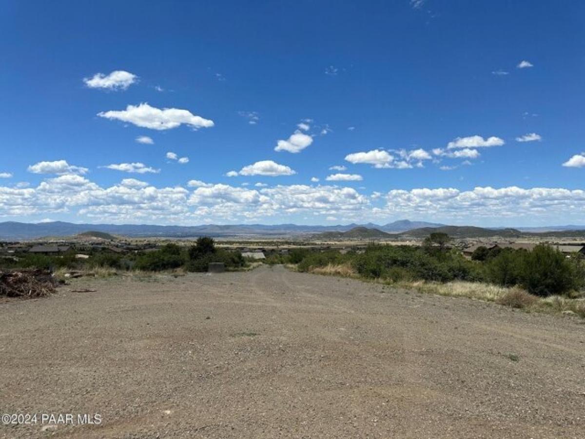 Picture of Residential Land For Sale in Prescott Valley, Arizona, United States