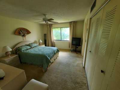 Home For Sale in Jensen Beach, Florida