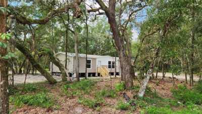 Home For Sale in Interlachen, Florida