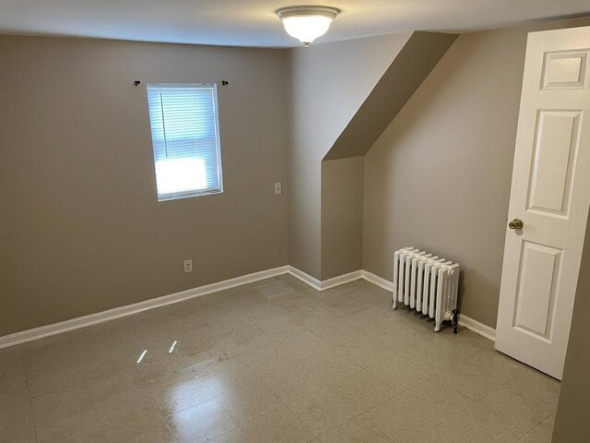 Picture of Home For Rent in Melrose Park, Illinois, United States