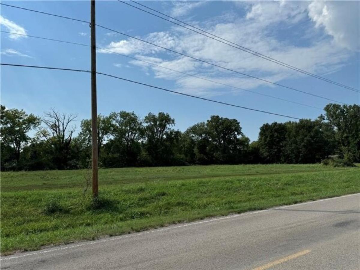 Picture of Residential Land For Sale in Parsons, Kansas, United States