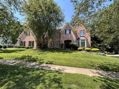 Home For Sale in Chesterfield, Missouri