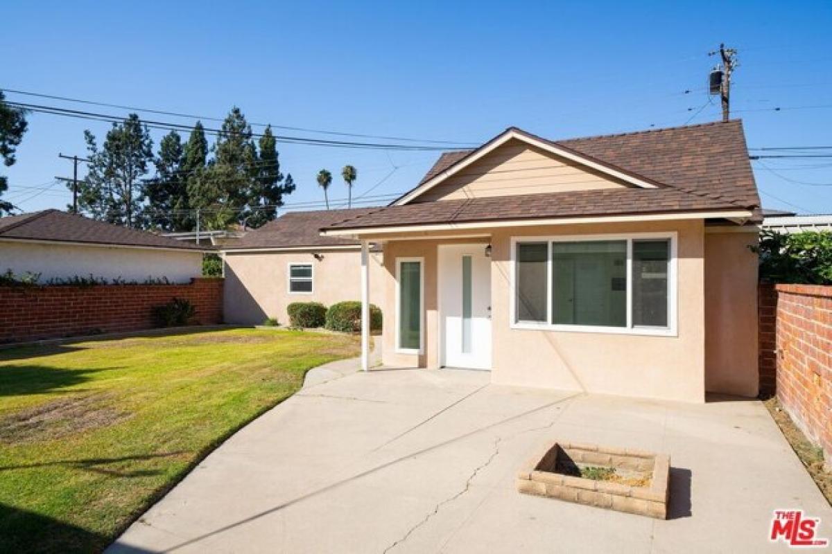 Picture of Home For Sale in Downey, California, United States