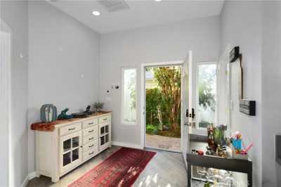 Home For Sale in Woodland Hills, California