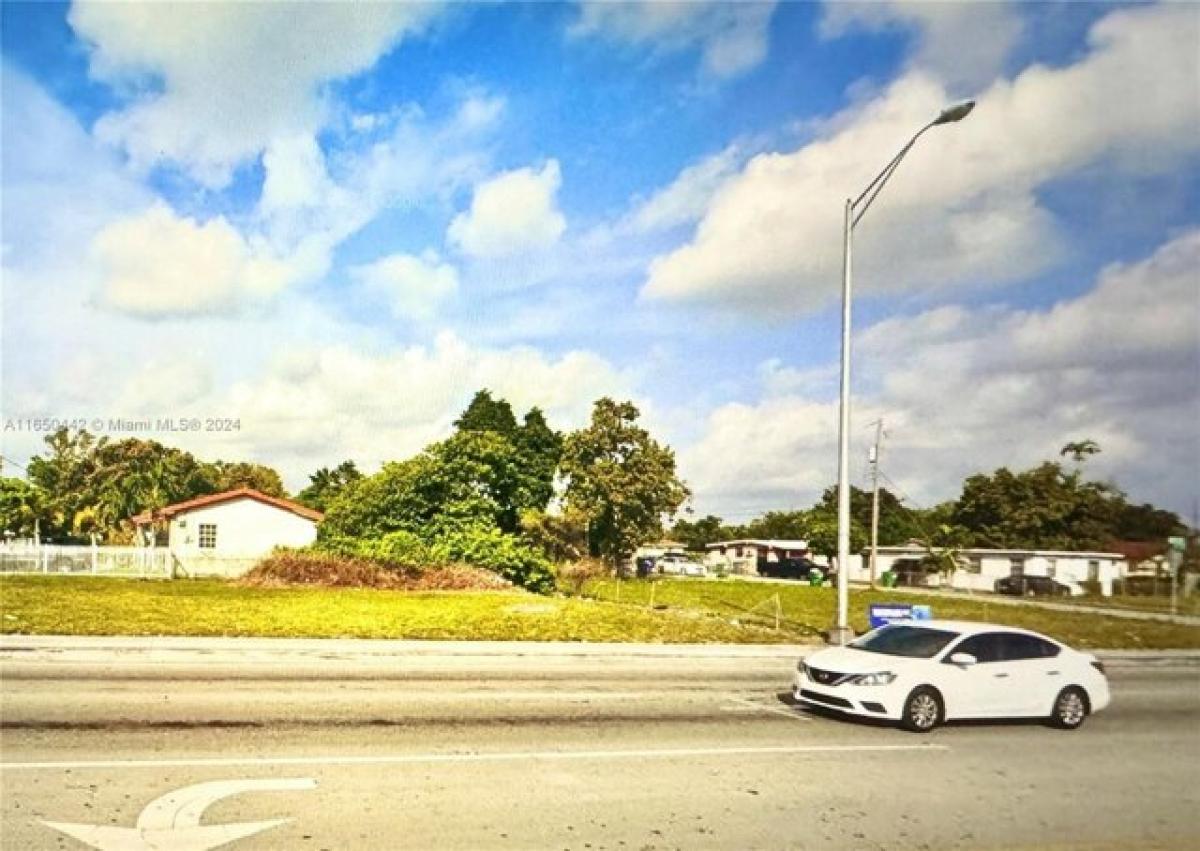 Picture of Residential Land For Sale in Miami, Florida, United States