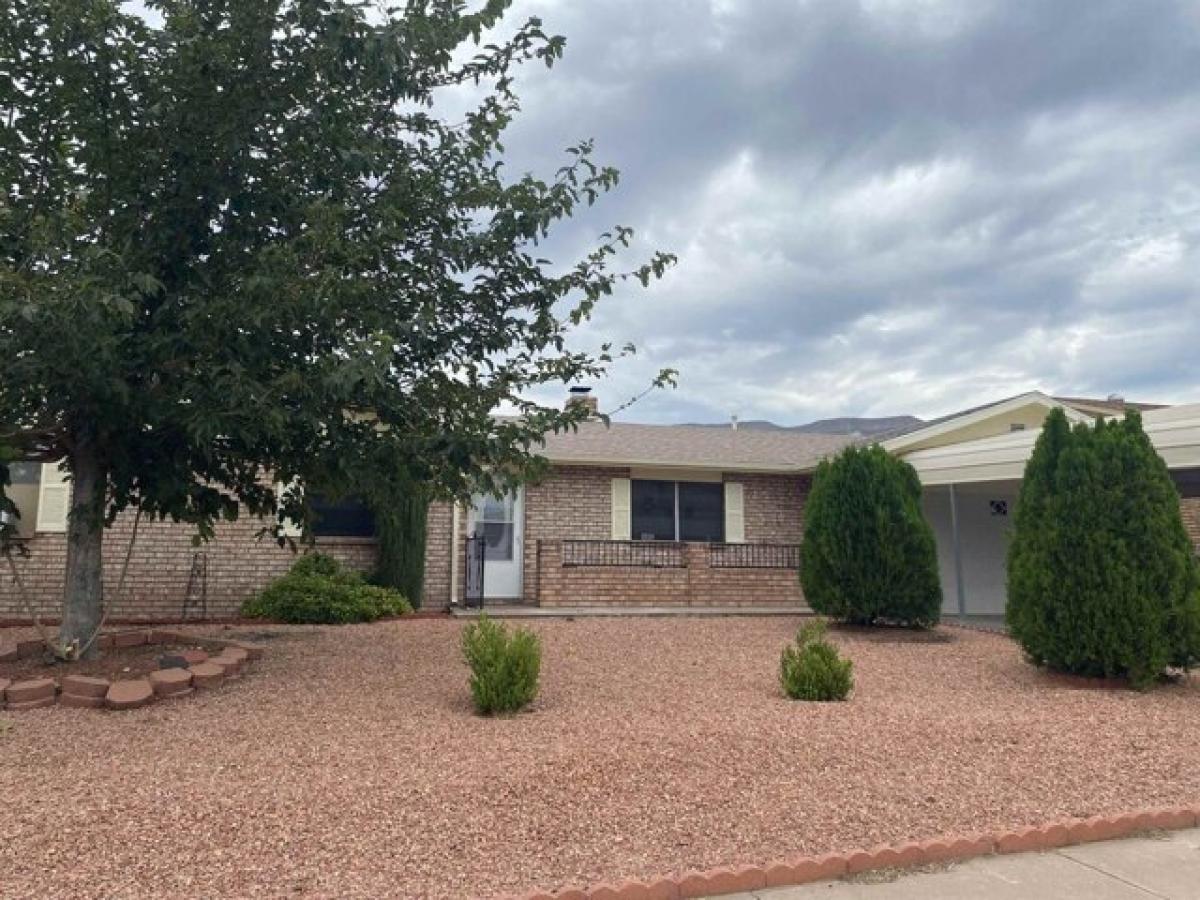 Picture of Home For Sale in Alamogordo, New Mexico, United States