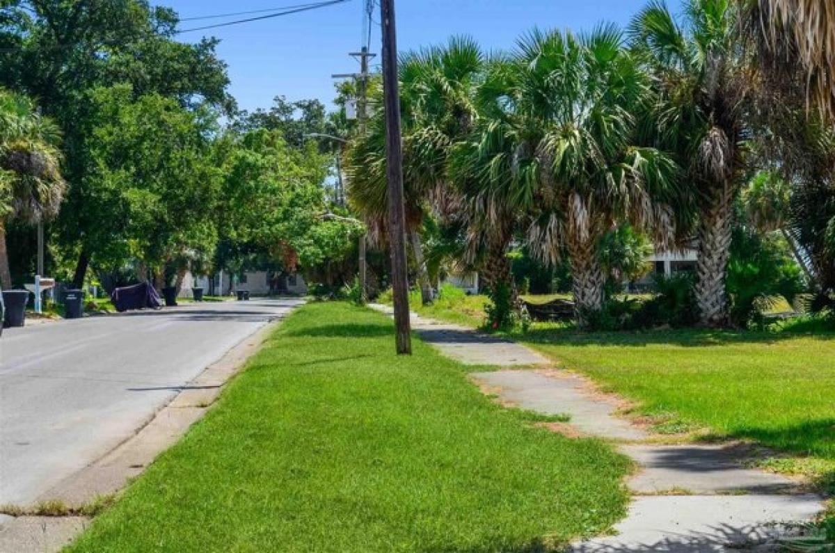 Picture of Residential Land For Sale in Pensacola, Florida, United States