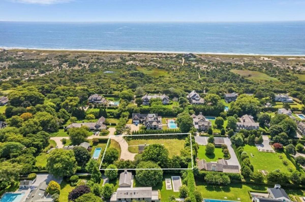 Picture of Home For Sale in Amagansett, New York, United States