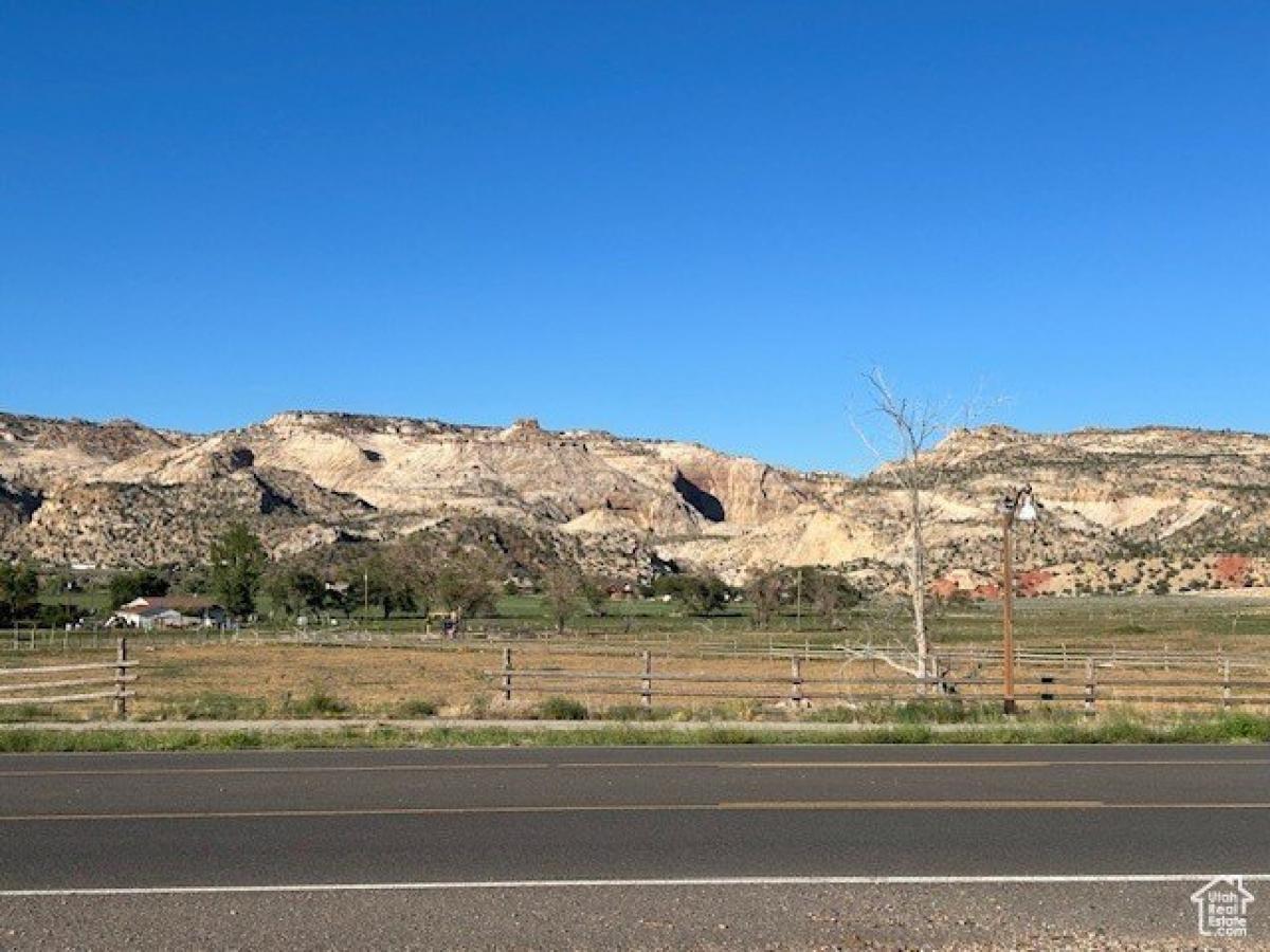 Picture of Residential Land For Sale in Escalante, Utah, United States