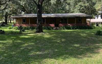 Home For Sale in Lake City, Florida