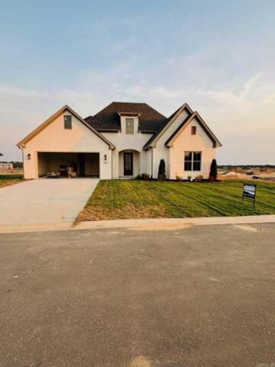 Home For Sale in Hensley, Arkansas