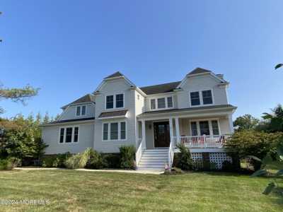 Home For Sale in Little Silver, New Jersey