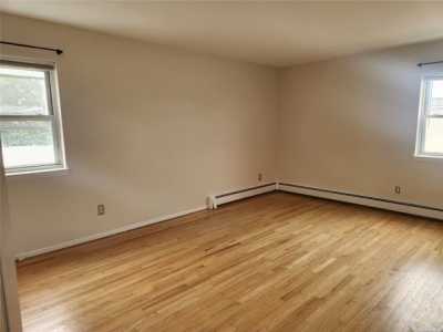 Apartment For Rent in Massapequa, New York