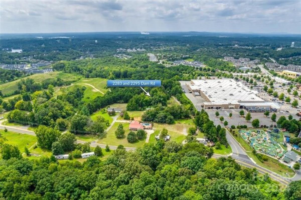 Picture of Residential Land For Sale in Fort Mill, South Carolina, United States