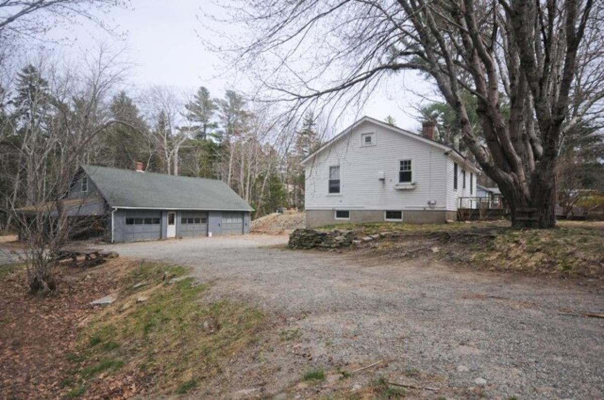 Picture of Home For Sale in Bar Harbor, Maine, United States