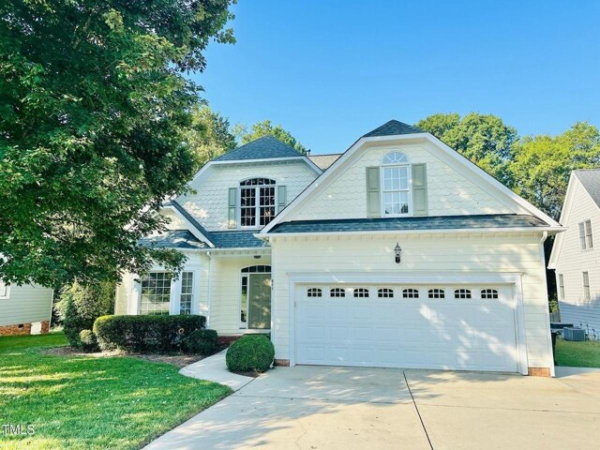 Picture of Home For Sale in Pittsboro, North Carolina, United States