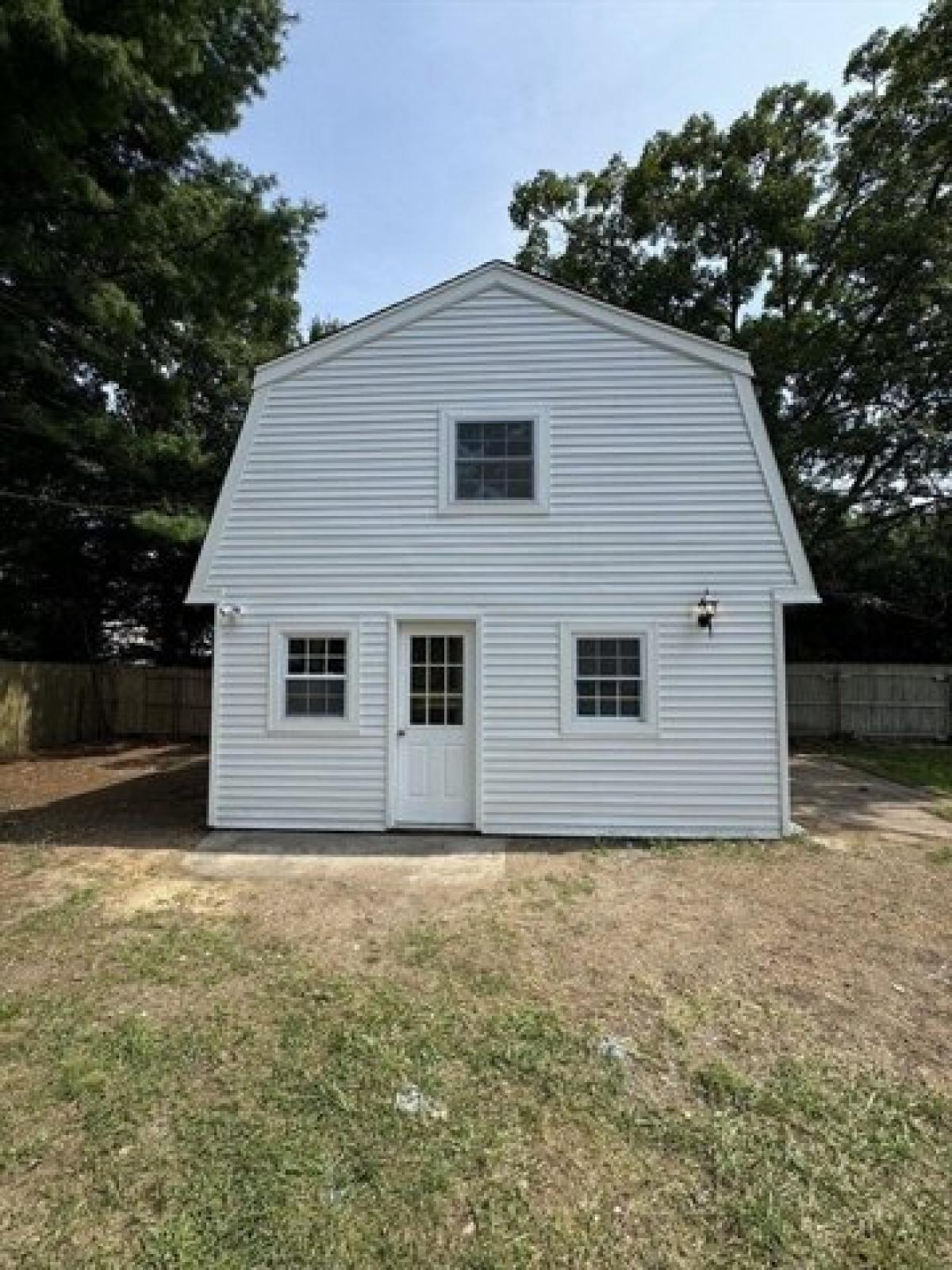 Picture of Home For Sale in Wareham, Massachusetts, United States