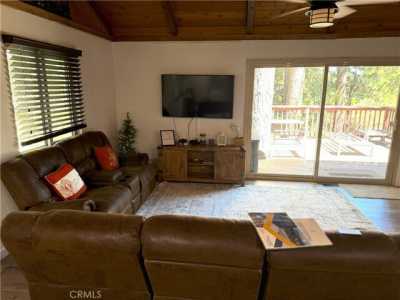 Home For Sale in Running Springs, California