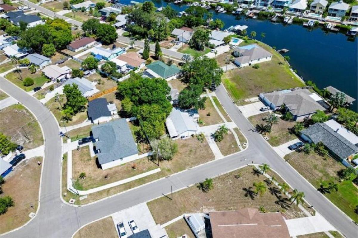 Picture of Home For Sale in Apollo Beach, Florida, United States