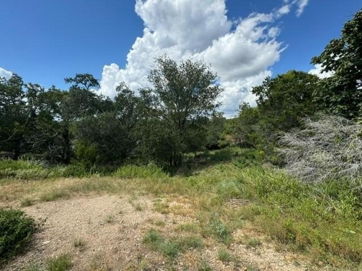 Picture of Residential Land For Sale in Kerrville, Texas, United States