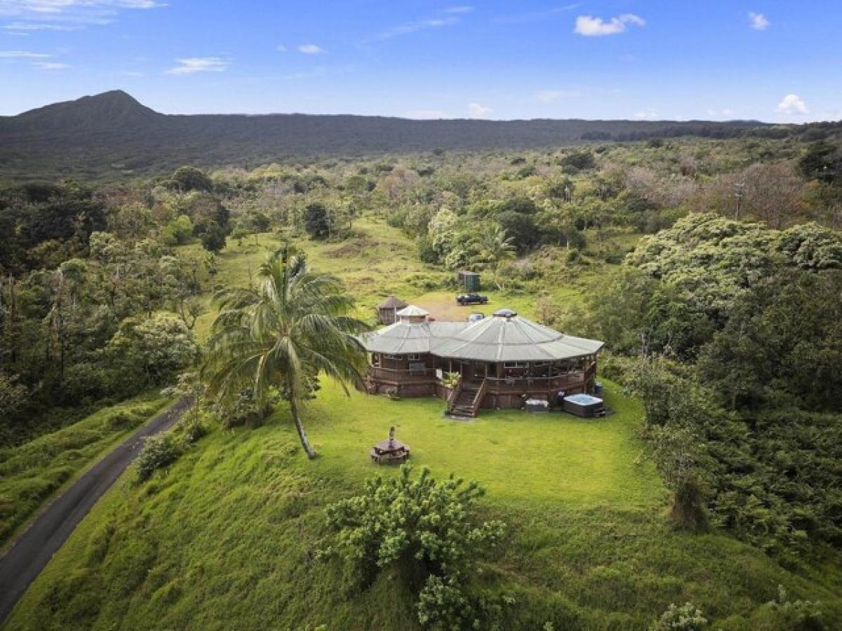 Picture of Home For Sale in Hana, Hawaii, United States