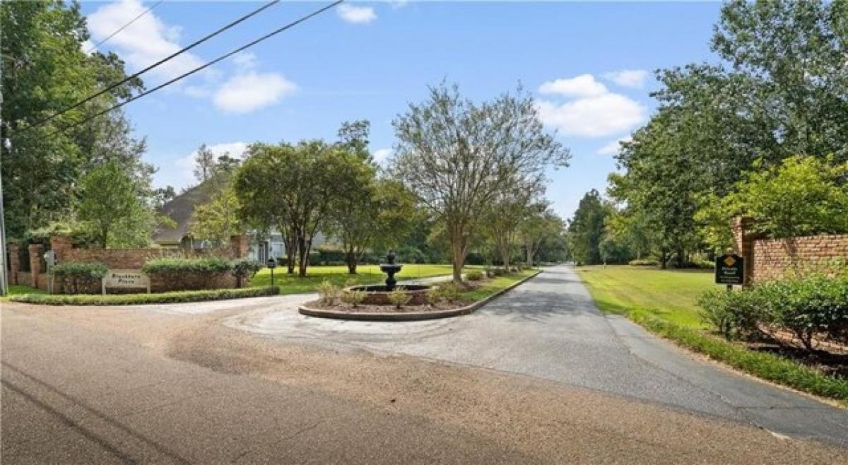 Picture of Residential Land For Sale in Covington, Louisiana, United States