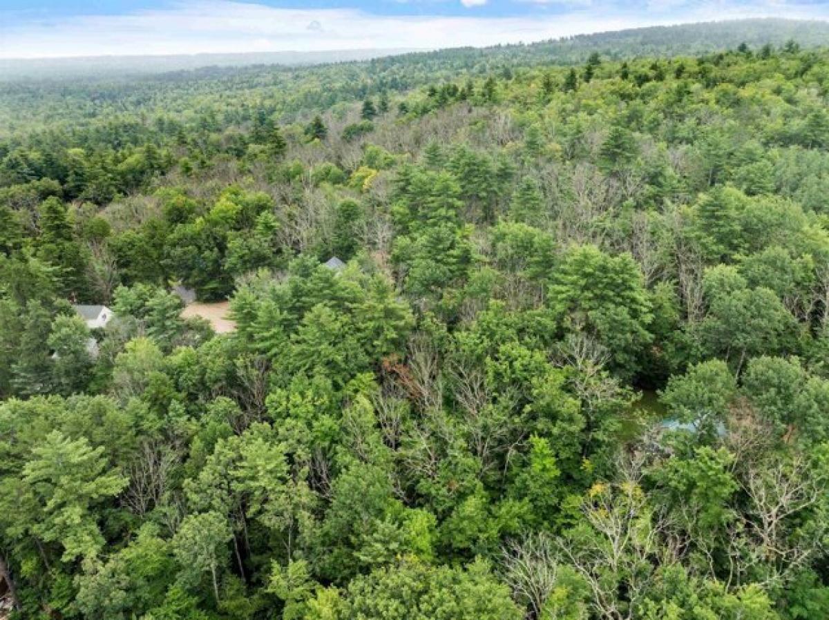 Picture of Residential Land For Sale in Conway, New Hampshire, United States