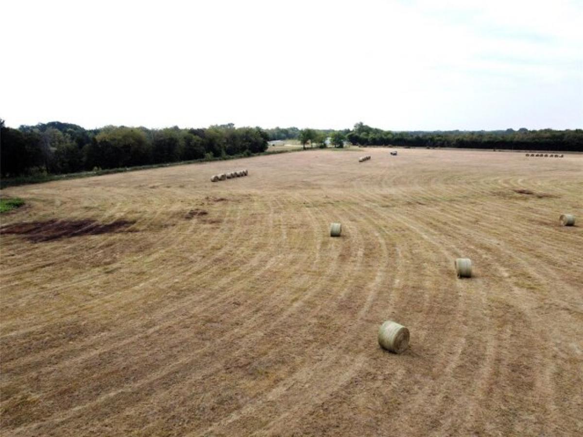 Picture of Residential Land For Sale in Cumby, Texas, United States