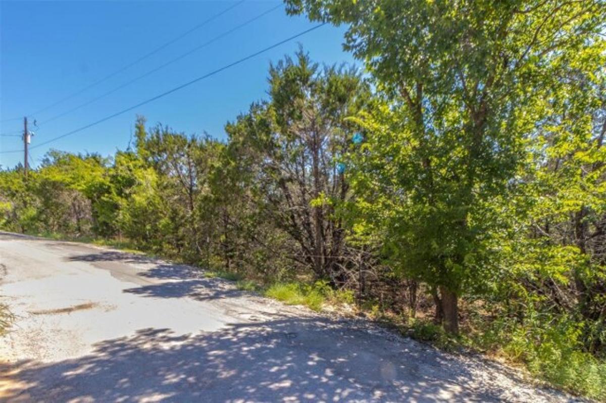 Picture of Residential Land For Sale in Granbury, Texas, United States