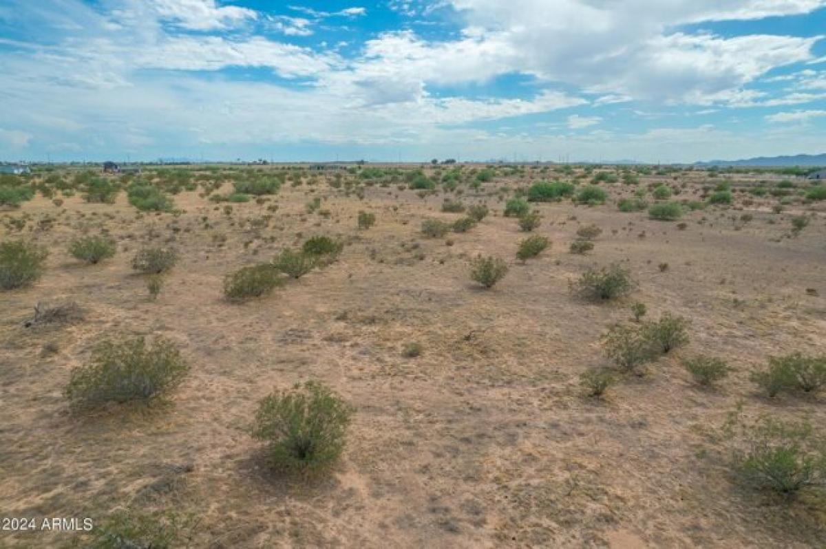 Picture of Residential Land For Sale in Casa Grande, Arizona, United States