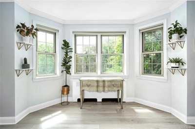 Home For Sale in Scarsdale, New York