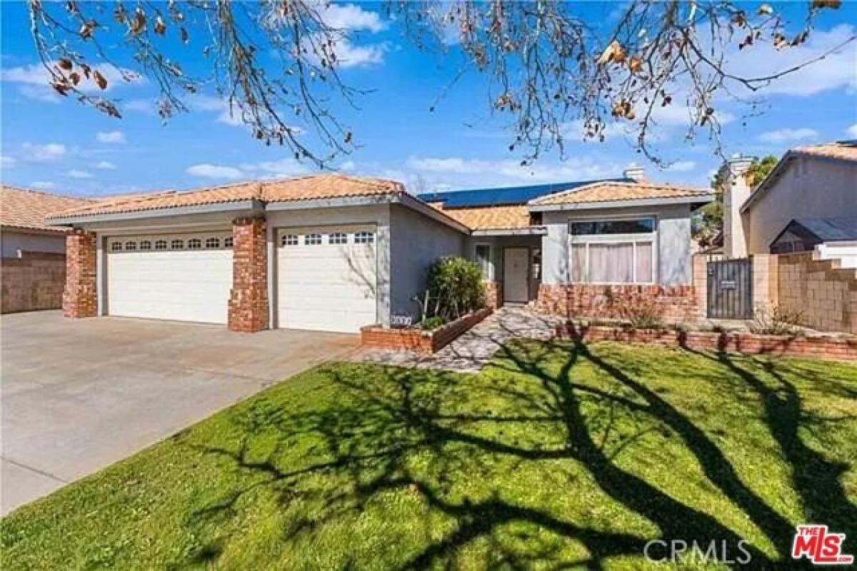 Picture of Home For Rent in Palmdale, California, United States