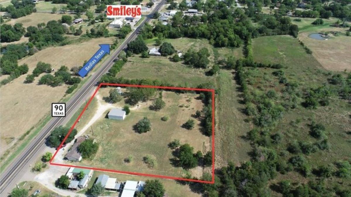 Picture of Residential Land For Sale in Bedias, Texas, United States