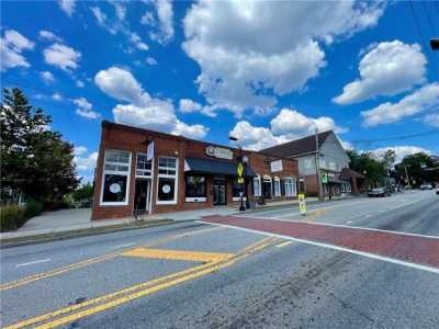 Home For Sale in Powder Springs, Georgia