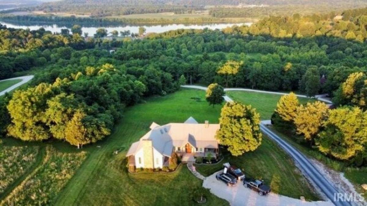 Picture of Home For Sale in Derby, Indiana, United States