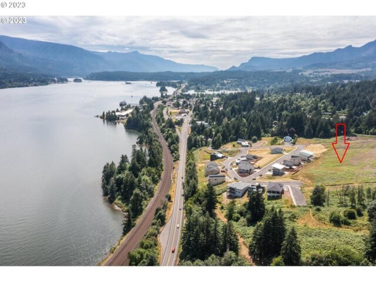 Picture of Residential Land For Sale in Stevenson, Washington, United States