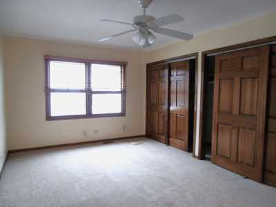 Home For Rent in Elk Grove Village, Illinois