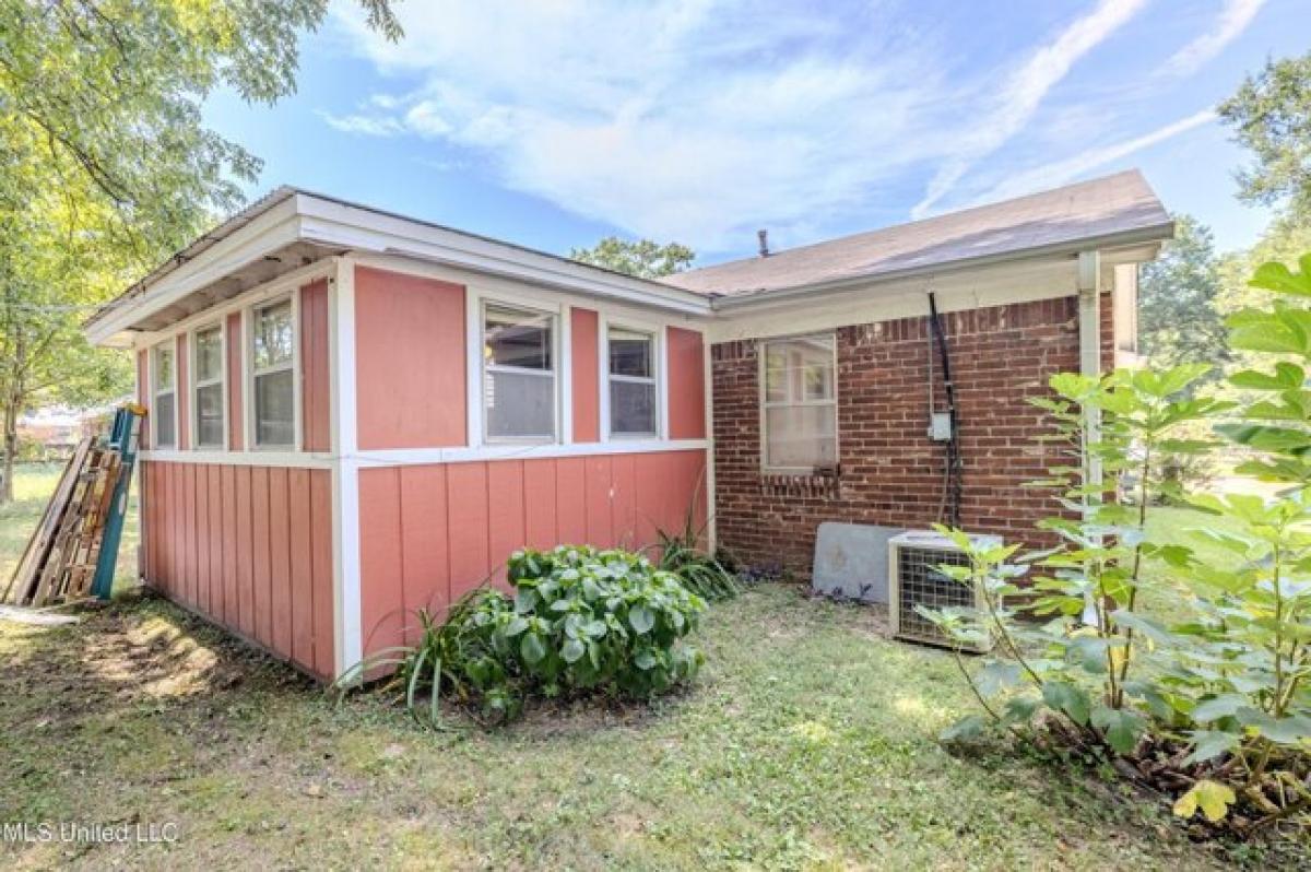 Picture of Home For Sale in Southaven, Mississippi, United States