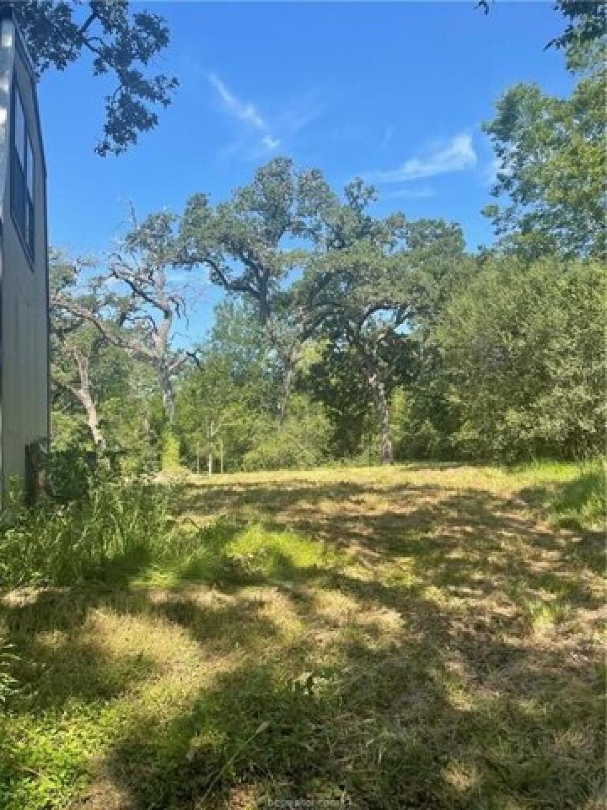 Picture of Residential Land For Sale in North Zulch, Texas, United States