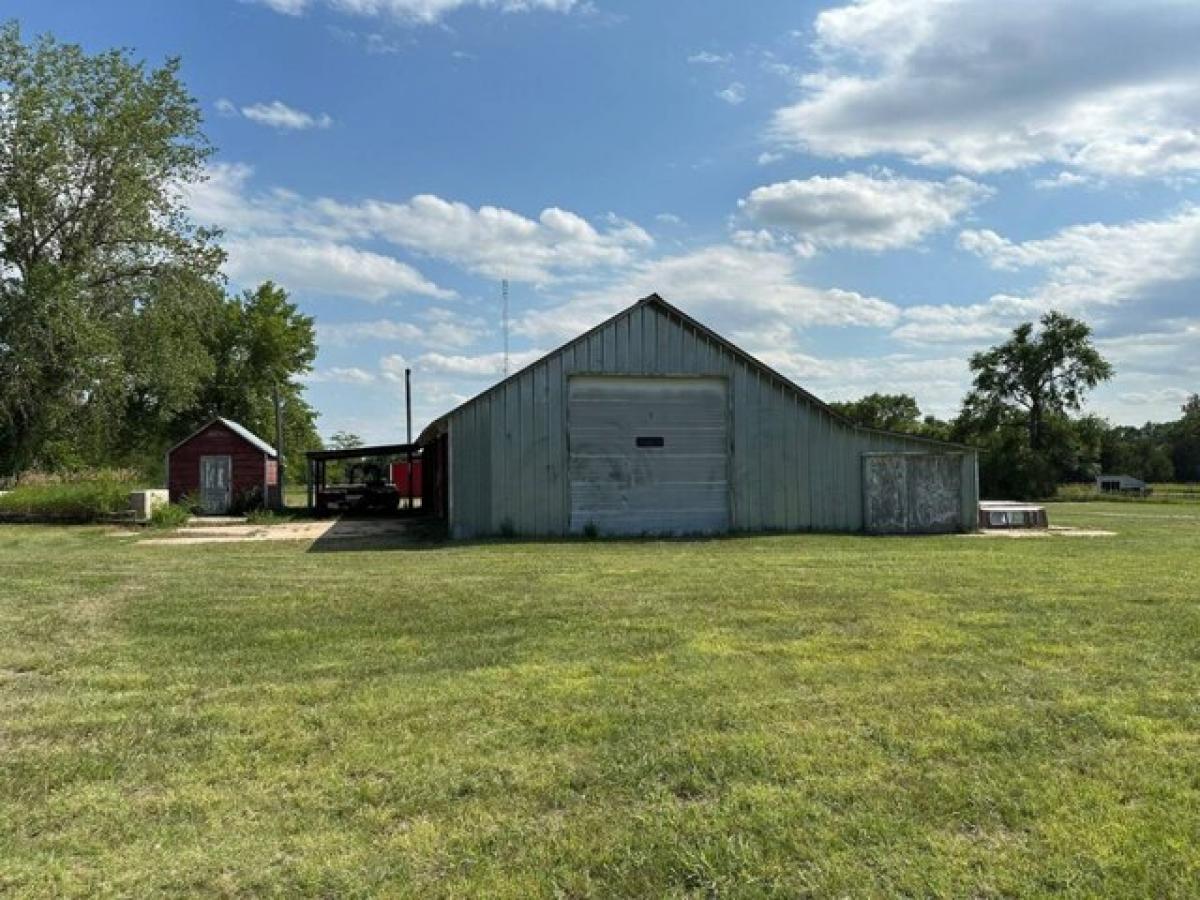 Picture of Home For Sale in Atkinson, Nebraska, United States