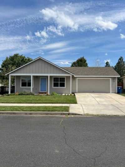 Home For Sale in Redmond, Oregon