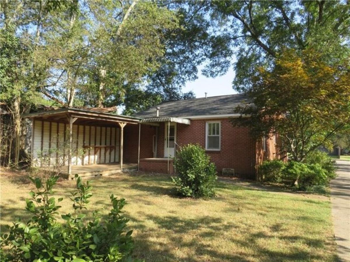 Picture of Home For Sale in Cedartown, Georgia, United States