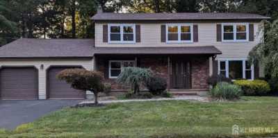 Home For Sale in East Brunswick, New Jersey