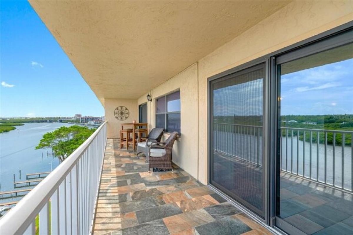 Picture of Home For Sale in Indian Shores, Florida, United States