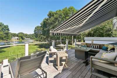 Home For Sale in Center Moriches, New York